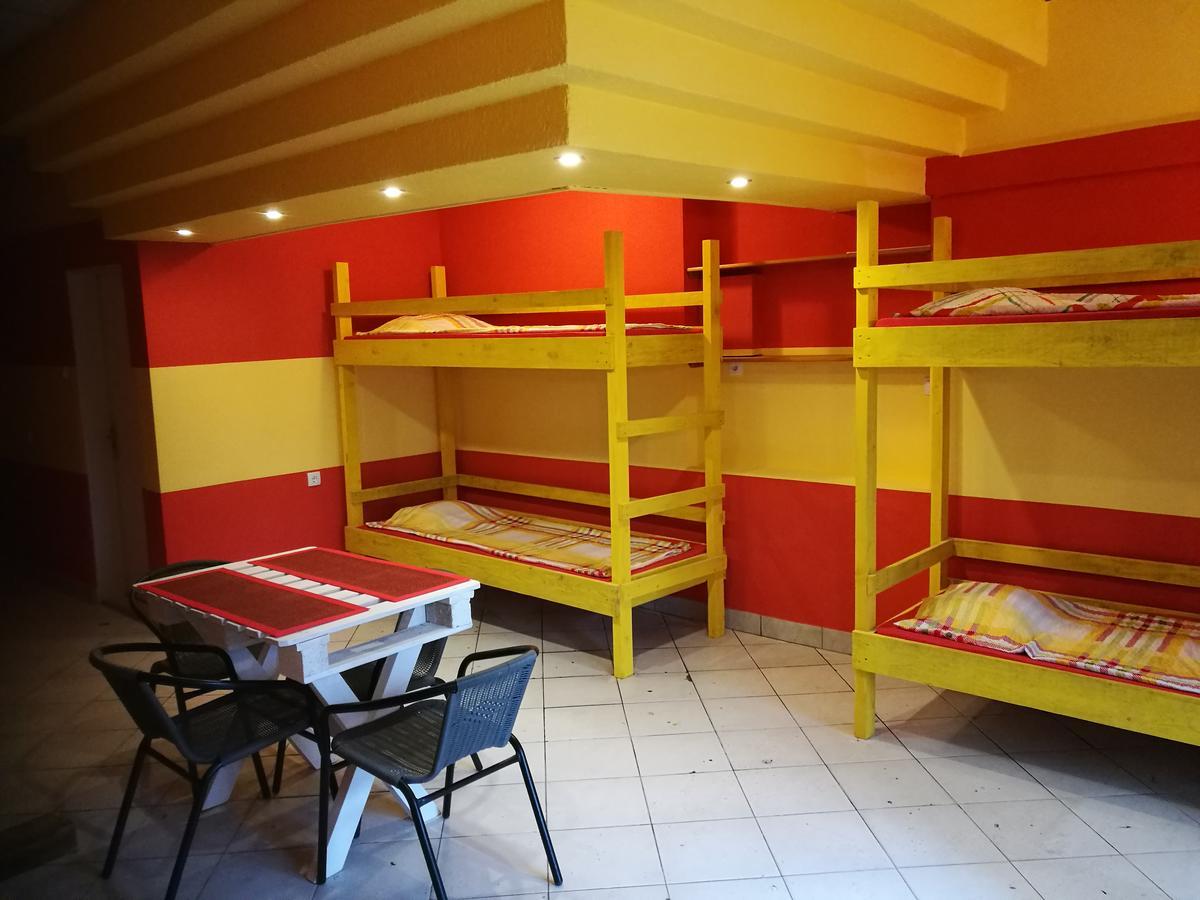 Hostel Horgos Centar Luaran gambar